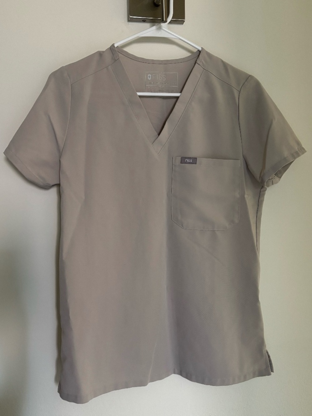 Figs Bone Catarina Scrub Top XS